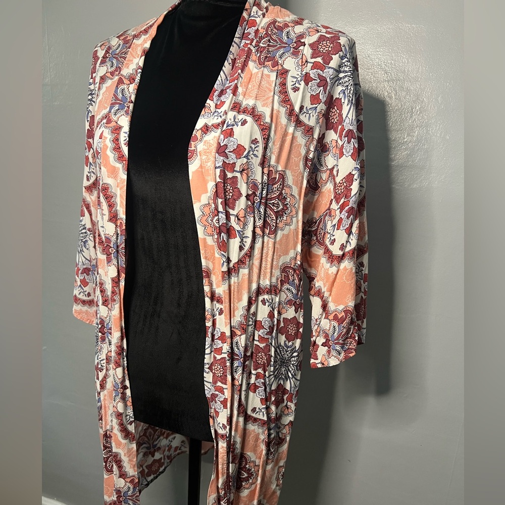 🌻Lightweight Cardigan. Size Medium.🌻